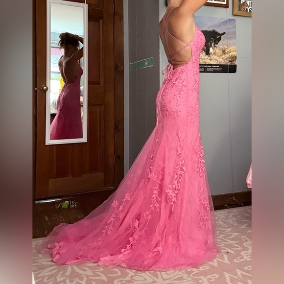 Dresses & Skirts - Elegant Pink Lace Gown